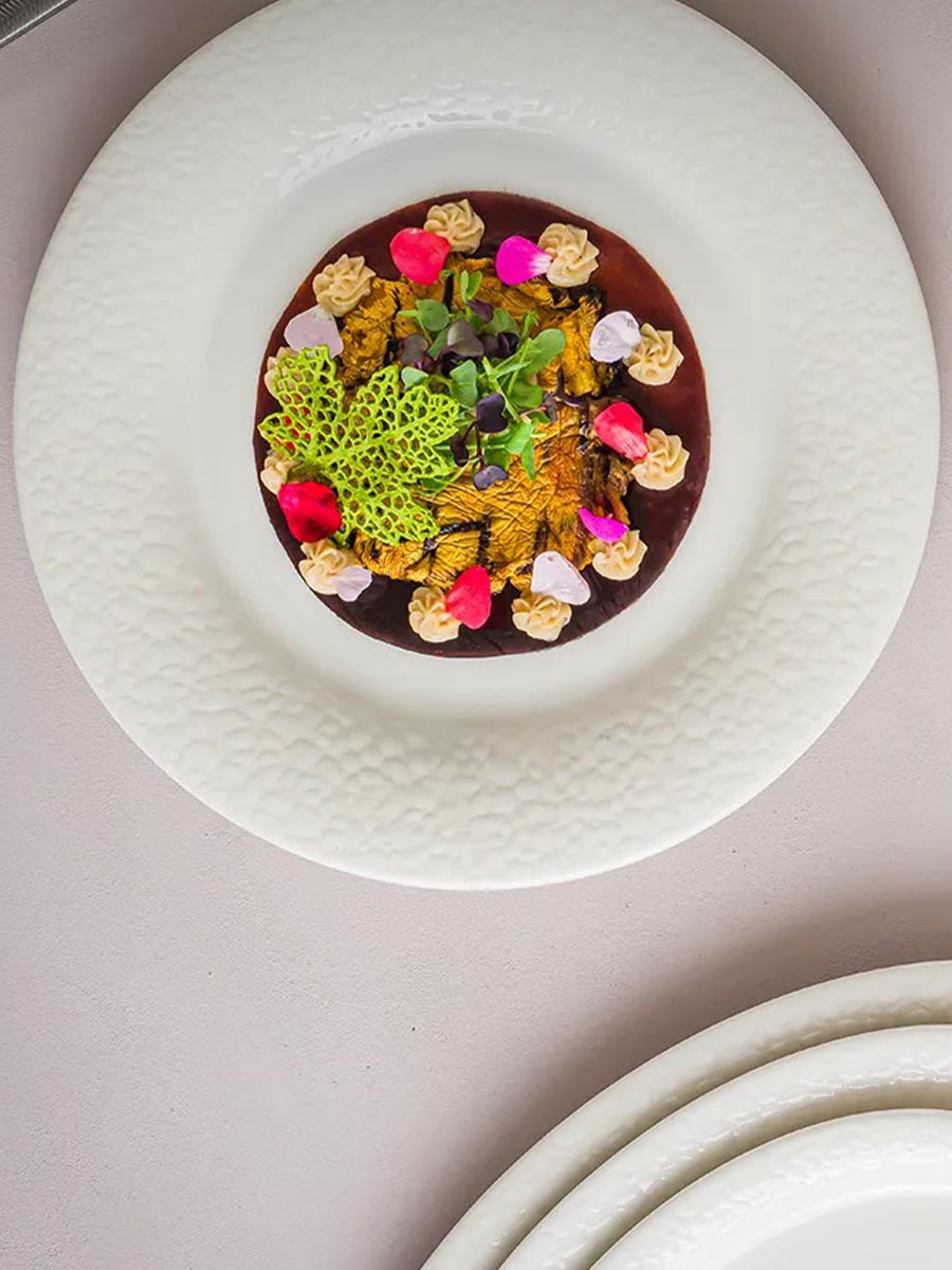 Stylish tableware for restaurants in UAE